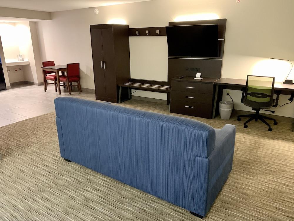 Holiday Inn Express & Suites Longview North By Ihg Exterior foto